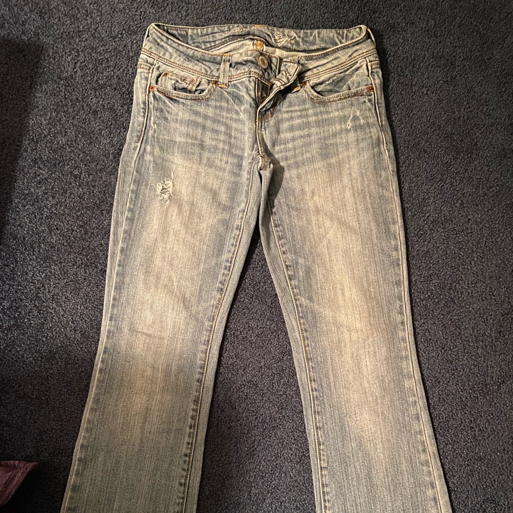 Light wash American Eagle Jeans